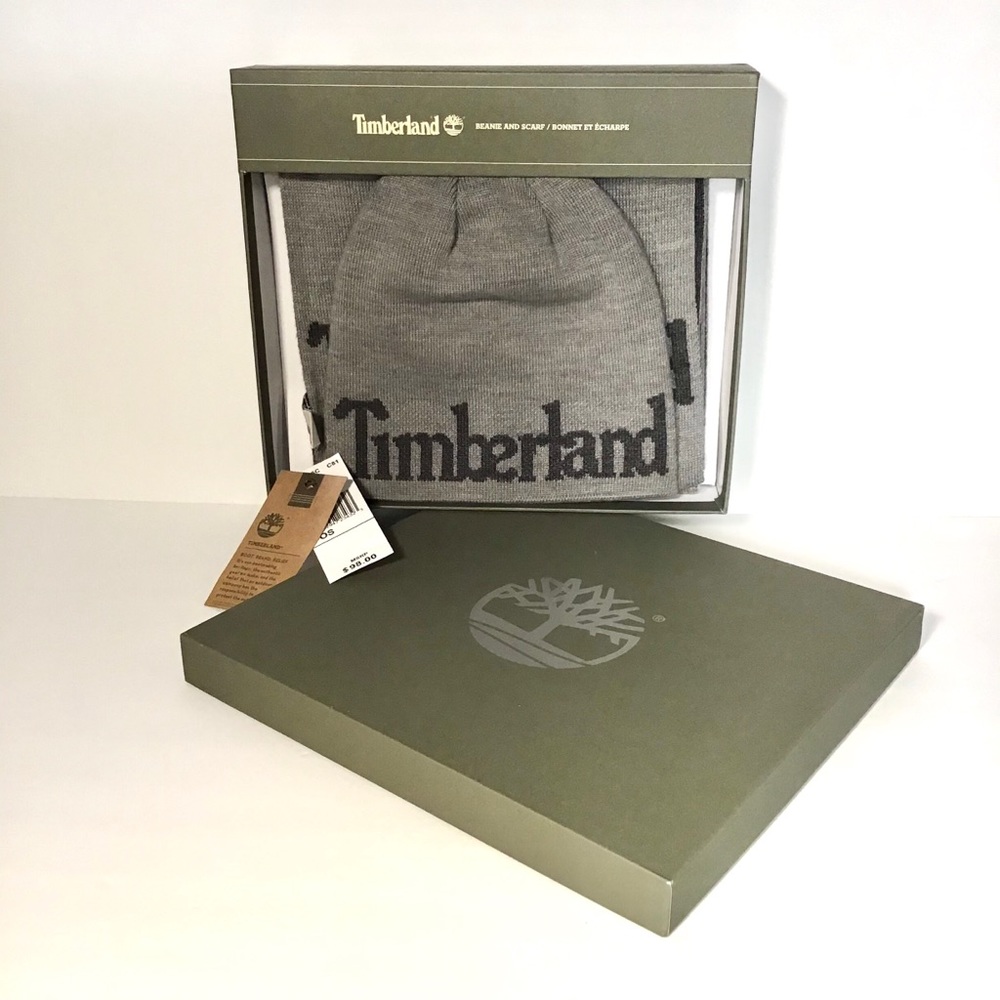 Timberland beanie/scarf set